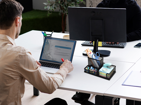 desk organizers and accessories