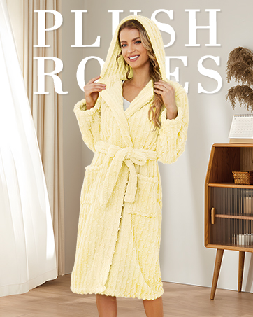 women plush robe
