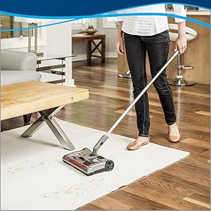 carpet sweeper, cordless, area rug, bare floor, wood floor, lightweight