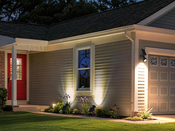 solar spot light