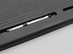 Pen slot