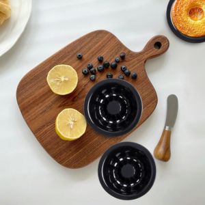cake pans