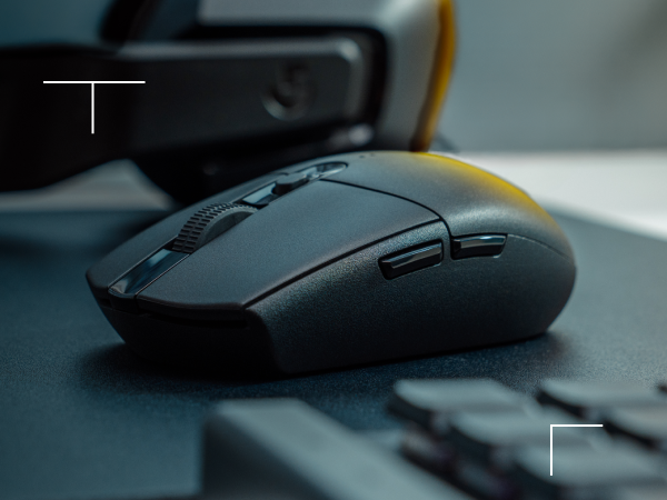  Logitech G305 LIGHTSPEED Wireless Gaming Mouse