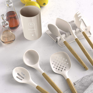 kitchen utensils set