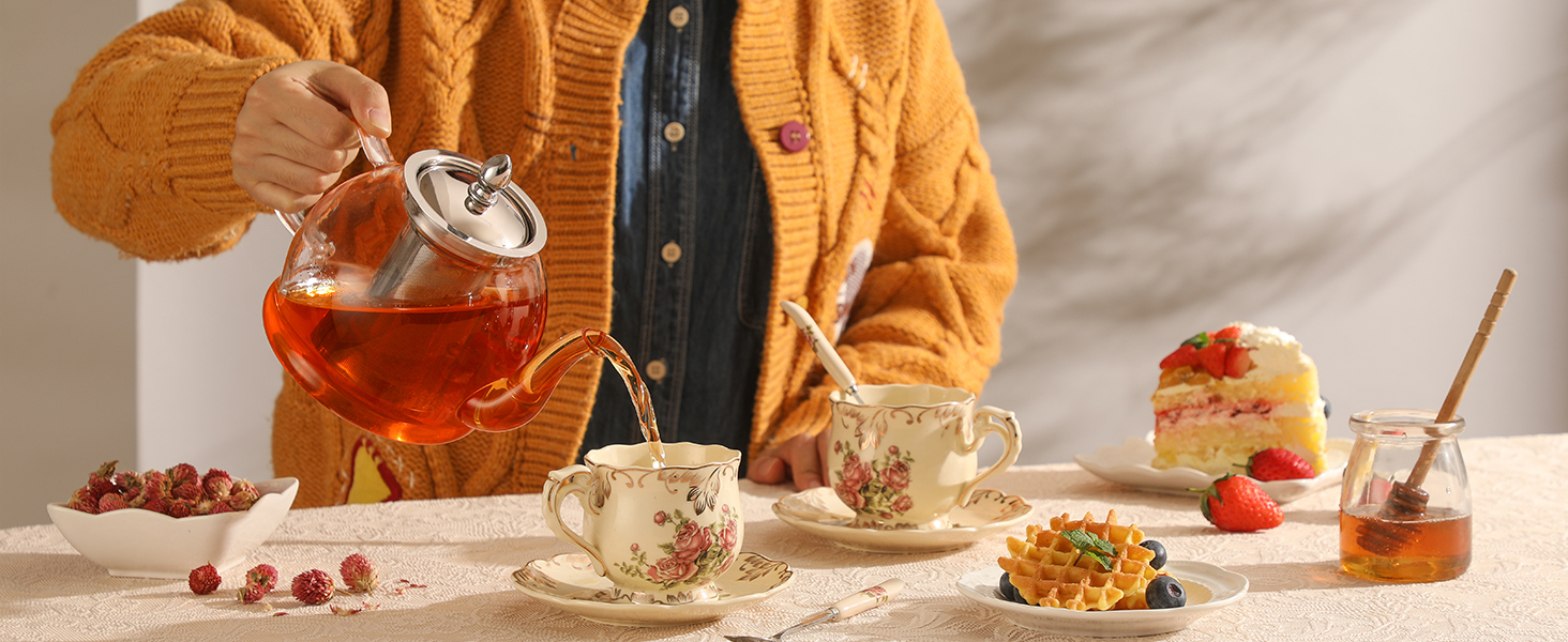 teapot with infuser