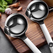 Stainless Steel Soup Ladle With Oil Separator a+5