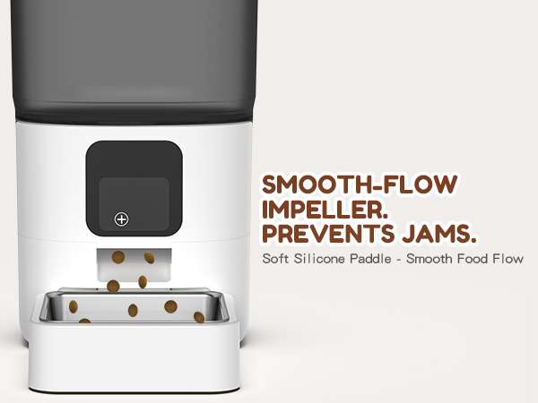 A smooth-flow impeller with soft silicone paddles prevents food jams in the pet feeder.