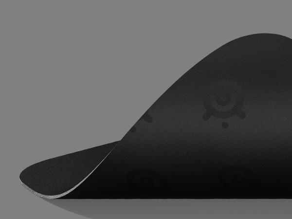-Underside of SteelSeries QcK 3XL mousepad