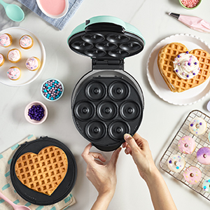 Multi Treat Maker, Baking, Mini Donuts, Heart waffle, Mini Cupcakes