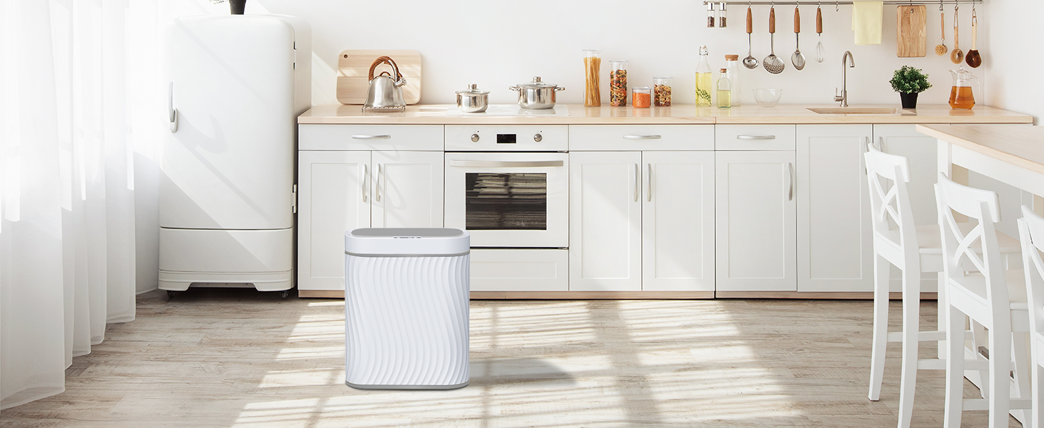 Bathroom Trash can with Automatic Touchless Lid