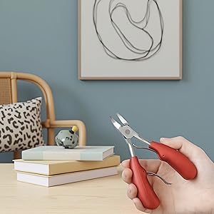 Cut Thick Nails in One Go –