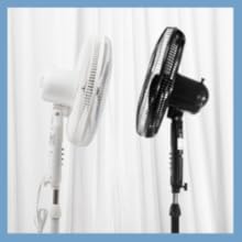 Comfort Zone pedestal fan has three speeds high medium low push button