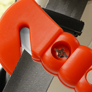 emergency window breaker &amp; seatbelt cutter