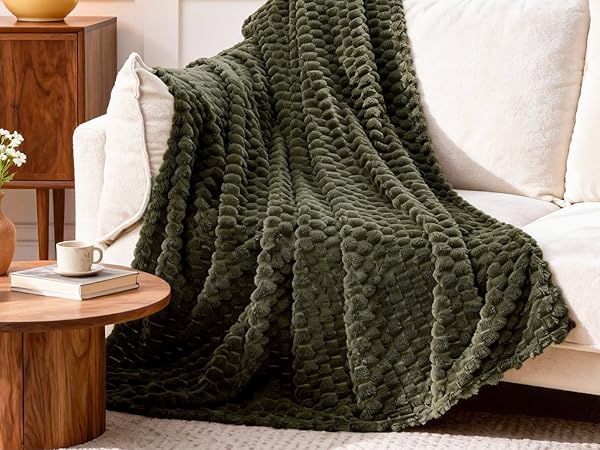 green throw blanket