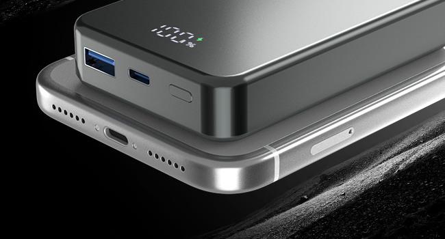 magnetic power bank for iPhone