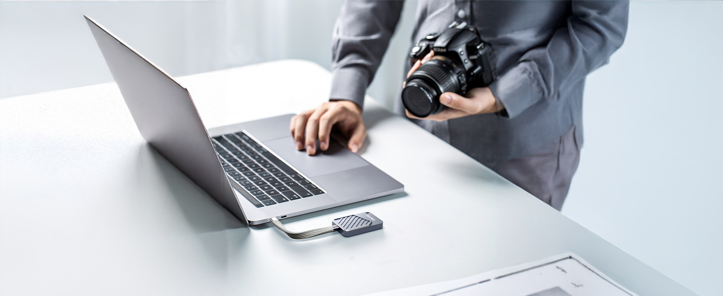 magnetic 2230 2242 NVMe SSD enclosure 10Gbps