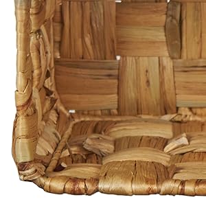 Metal frame of water hyacinth baskets