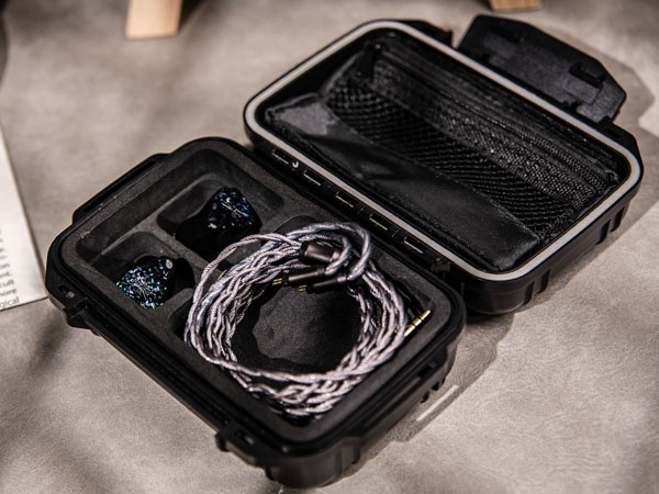 Kiwi Ears Sonocap IEM Case