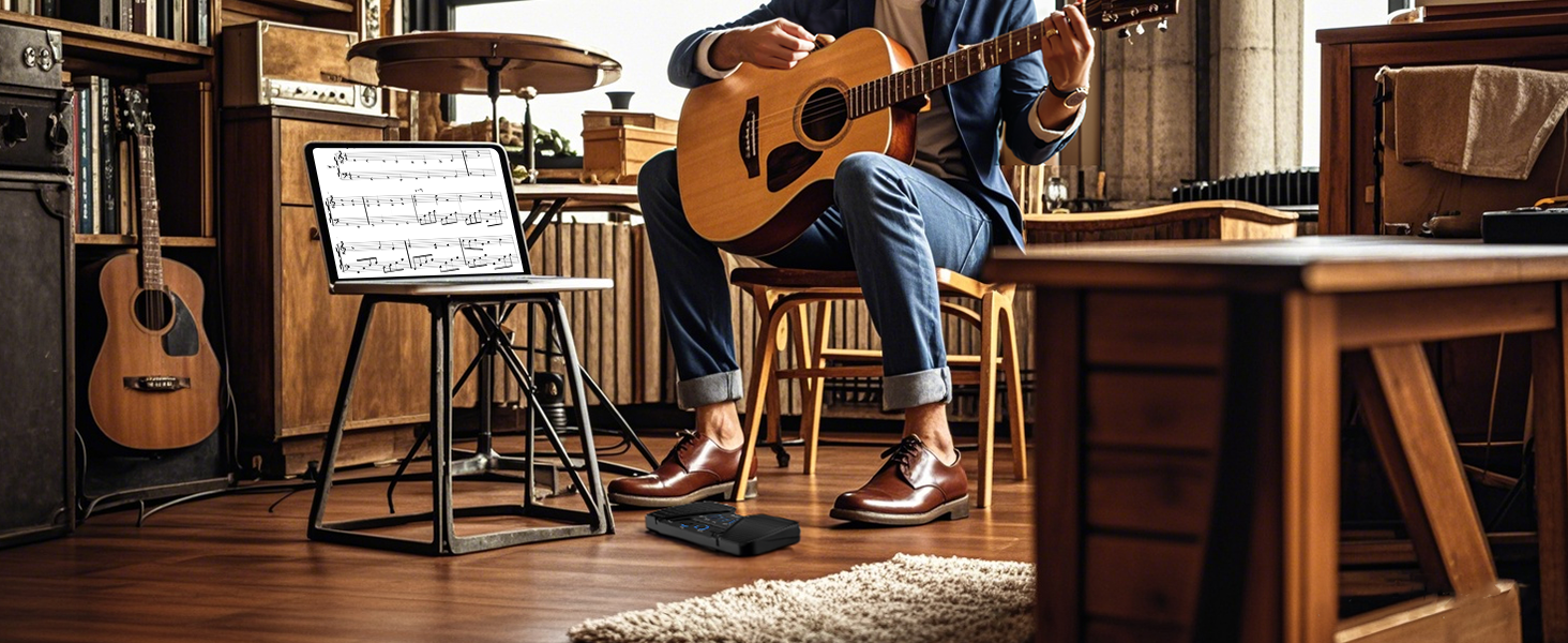 Page turner pedal for guitar