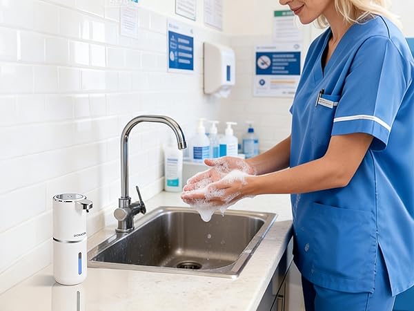 Automatic soap dispenser for hospital