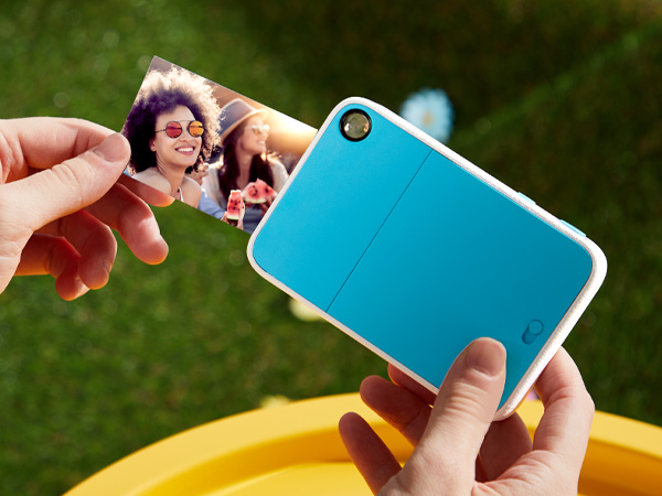 KODAK Printomatic+ Instant Print Digital Camera 