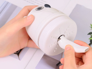 mini vacuum with nozzel