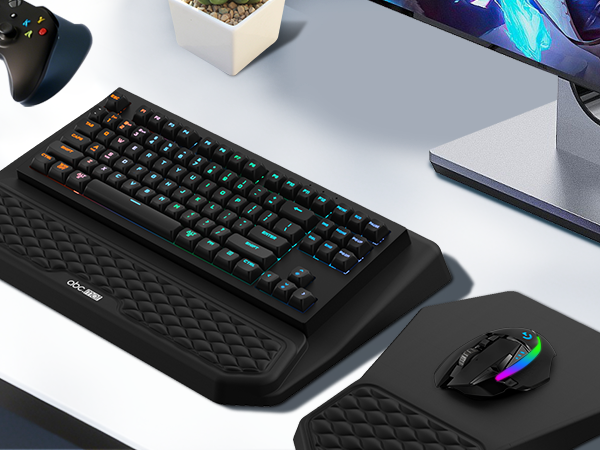 mouse pad with wrist rest