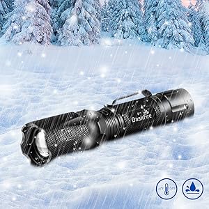 urine blacklight alt=“urine blacklight” 