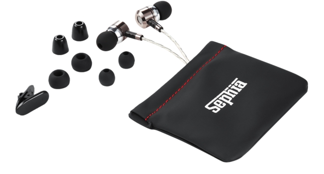 Sephia SP3060 earbuds with ear tips and carry case close-up