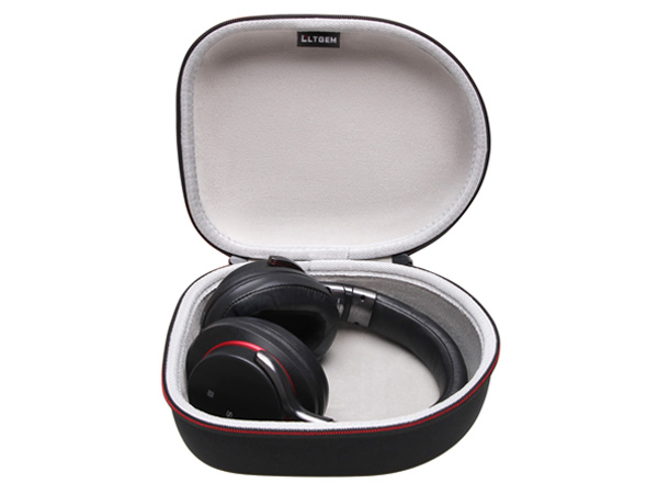 sony headphone case