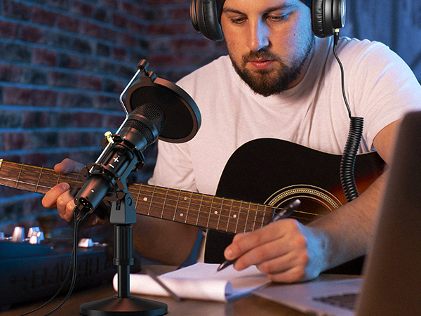 USB podcast microphone