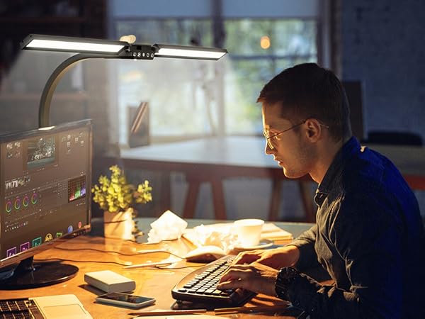 desk lamp