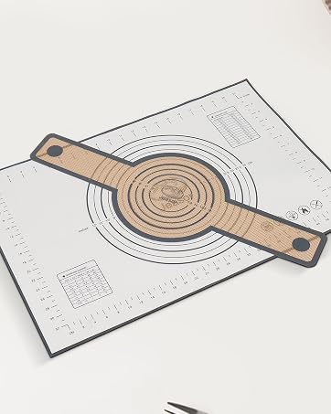 https://m.media-amazon.com/images/S/aplus-media-library-service-media/7db4f83e-ef28-4df3-845e-b4d2d1b3f145.__CR150,0,1279,1600_PT0_SX362_V1___.jpg