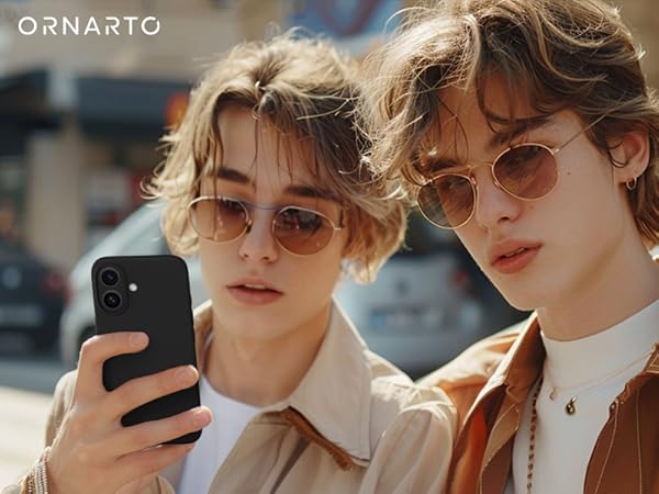 black phone case iphone 16