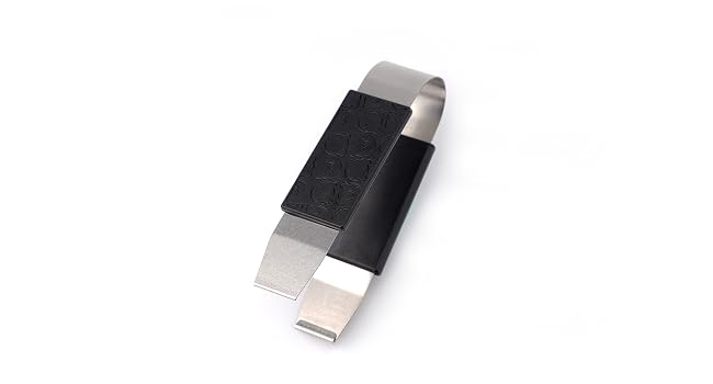 Key switch puller