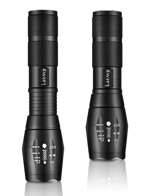 Zoomable flashlight