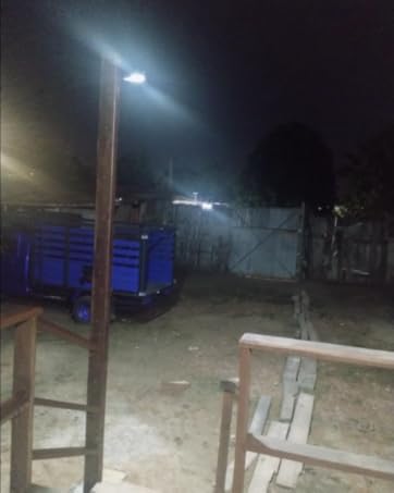 Courtyard solar street llight