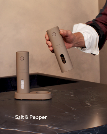 LARS NYSØM Salt and Pepper Grinder