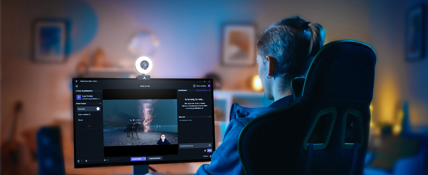 A man is using N960E camera to live broadcast