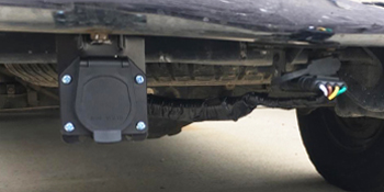 4 flat to 7 way adapter