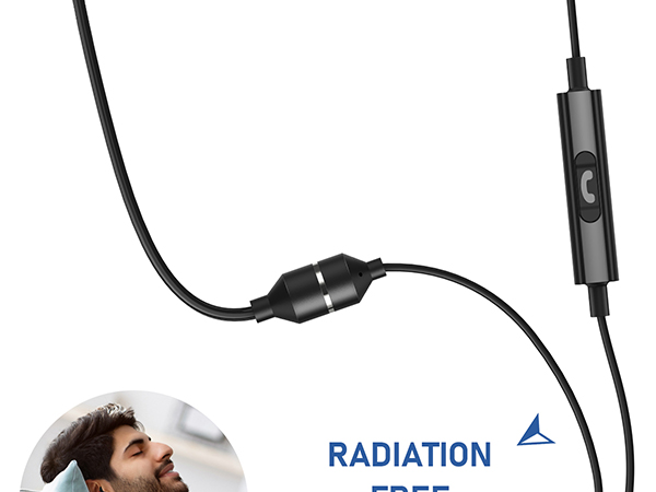 wired earbuds with microphone