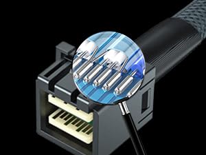 Close-up of USB connector plug showing internal metal contacts. Text overlay reads 'Perfectly welded, Full point'.