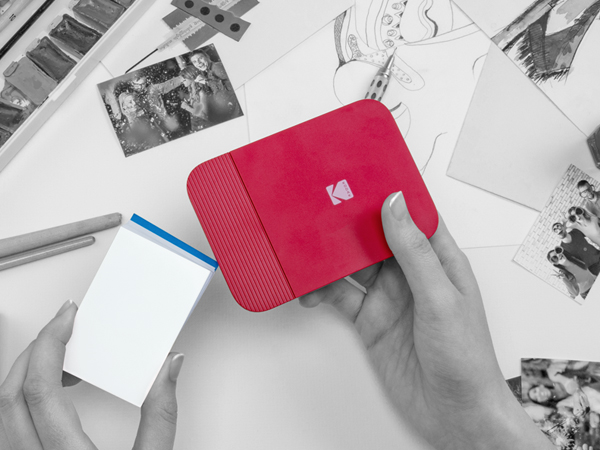 Kodak Smile Printer load paper