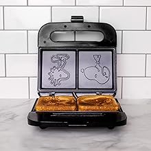 Uncanny Brands Peanuts Grilled Cheese Maker - Make Snoop and Woodstock Sandwiches