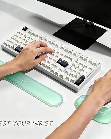 https://m.media-amazon.com/images/S/aplus-media-library-service-media/e3777d19-1987-4f84-891c-006f3d8ca5d4.__CR128,0,1279,1601_PT0_SX362_V1___.jpg