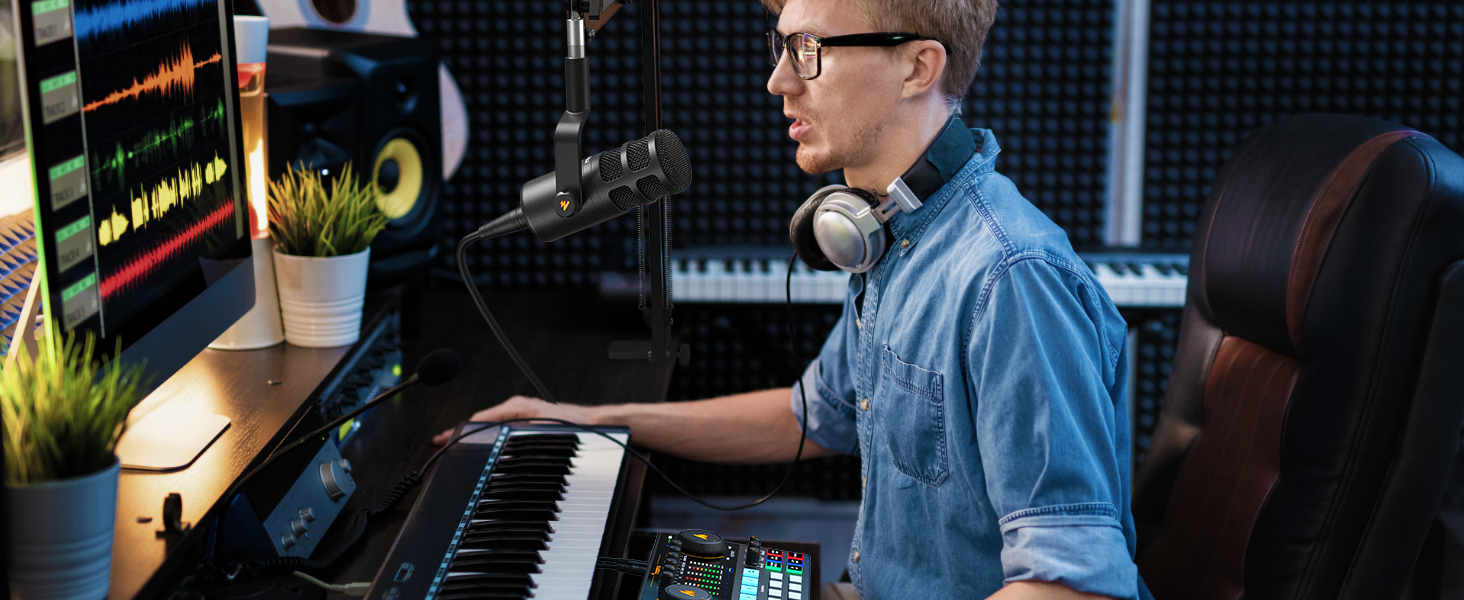PD100 xlr microphone