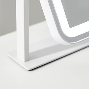 desk mirror with lights