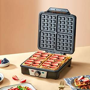 4-Slice Belgian Waffle Maker