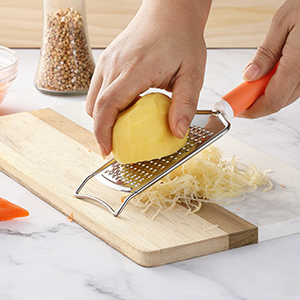 grater with handle