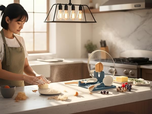 This silicone pot spoon holder is perfect for cooking, baking, and grilling